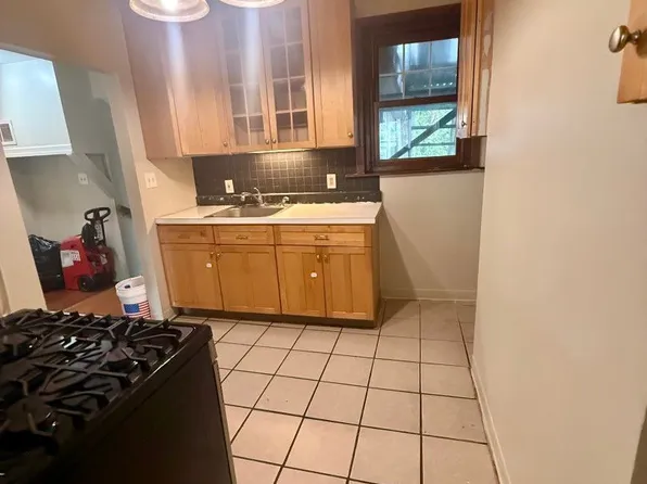 57 Southard, 57 Southard St Floor 2, Trenton, NJ 08609