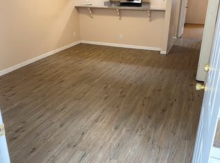 2475 Cedar Ave APT D, Long Beach, CA 90806