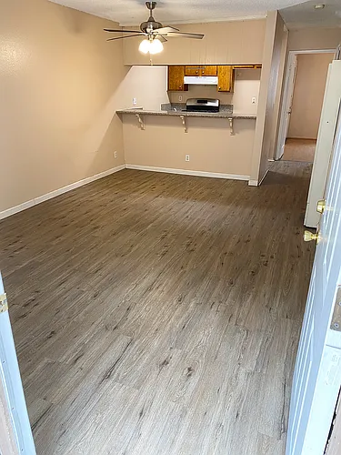 2475 Cedar Ave #D Photo 1