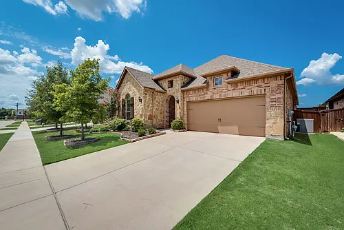 1025 Pampa Dr Photo 1