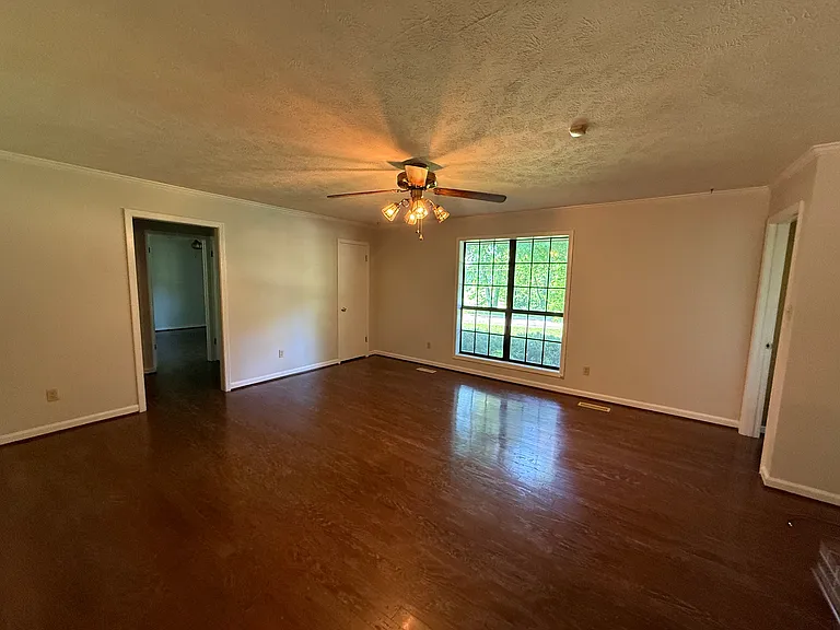 102 Hickory Hill Dr #A — Photo 8
