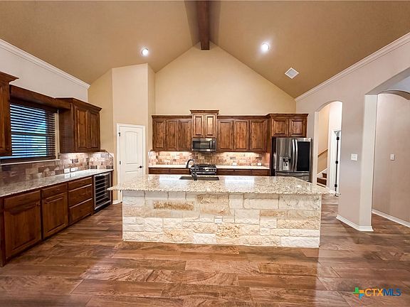 2nd image of 1622 Lacy Ridge Dr