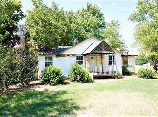 211 S 10th St, Perry, OK 73077