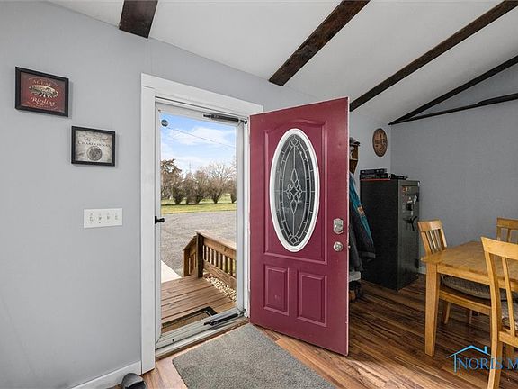 4th image of 3299 Township Road 34