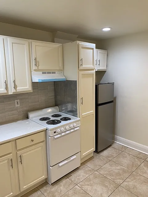 3112 West Gordon Street - 1 — Photo 2