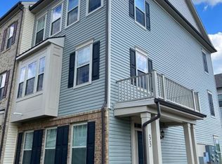 33 Braeburn Ct, Livingston, NJ 07039