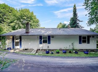 112 Pine Hill Rd, Chester, NY 10918