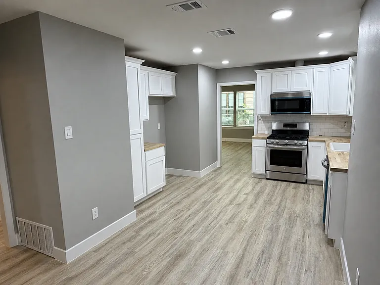 146 Redrock Dr — Photo 5
