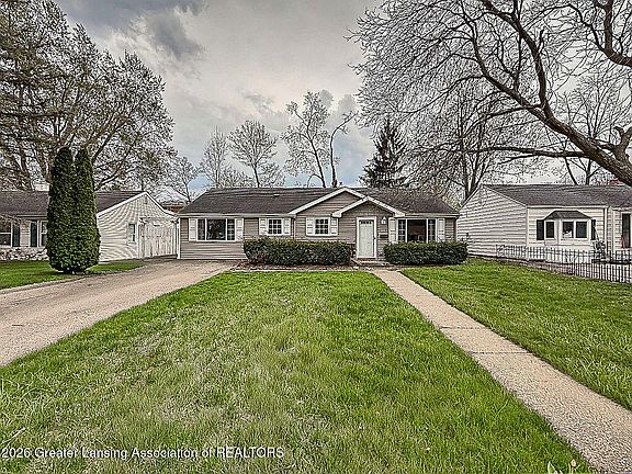 2nd image of 3003 Timber Dr