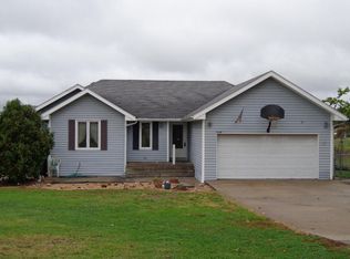 3941 Elk Valley Rd, Ozark, MO 65721