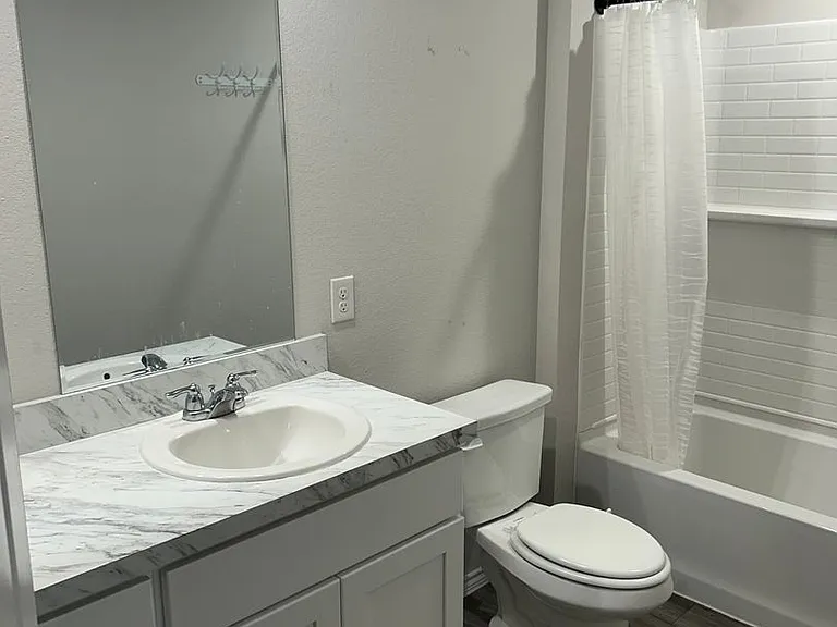 602 Clear Creek Ct — Photo 13