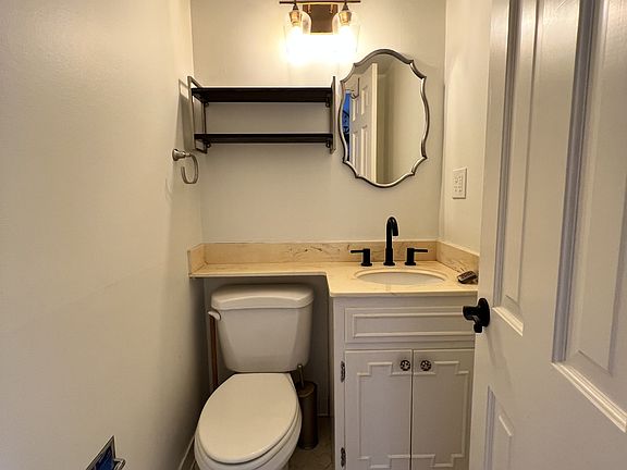 5th image of 527 S Goodlett St
