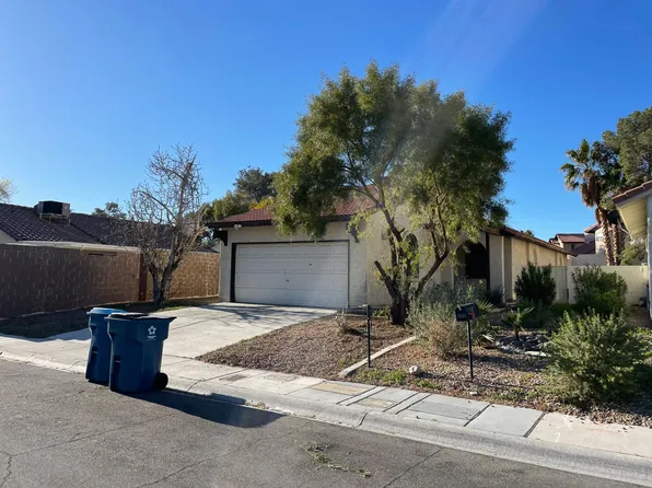 6417 Pearcrest Rd N, Las Vegas, NV 89108
