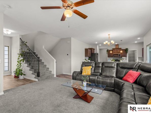 17825 Camden Ave, Omaha, NE 68116 view 4