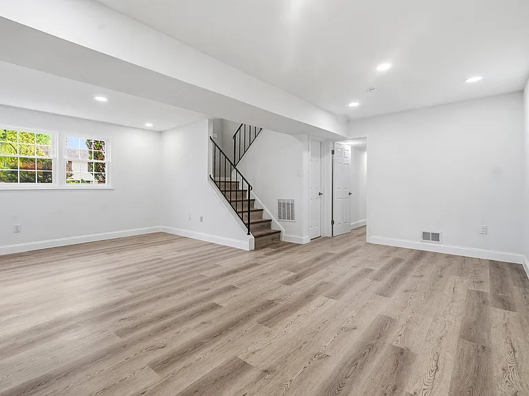 6301 Linus Dr — Photo 13