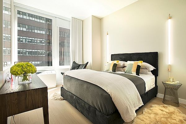 1st image of 180 Water St APT 1917