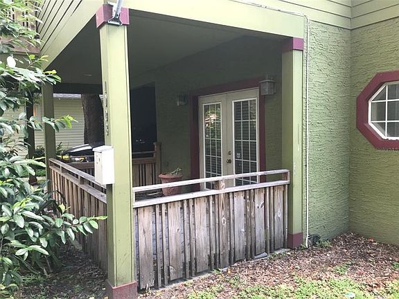 2nd image of 1008 Elmwood St