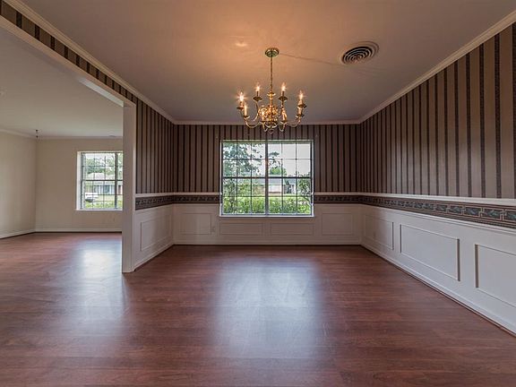 4th image of 5535 Bellaire Ln
