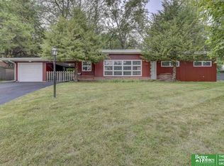 5002 Norwick Dr, Omaha, NE 68104