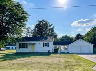 57147 Butternut Rd, South Bend, IN 46619