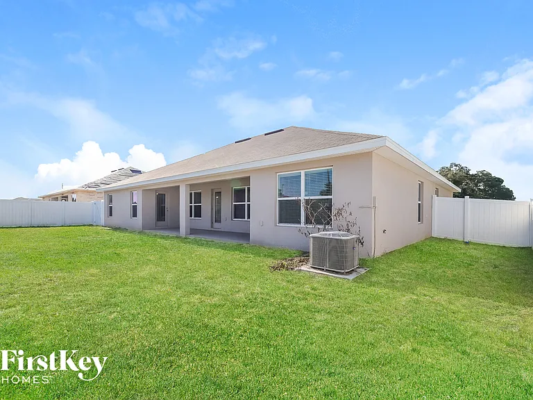 805 Colville Dr — Photo 14