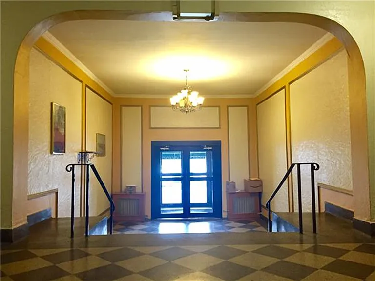 6 West Ave #2G — Photo 4