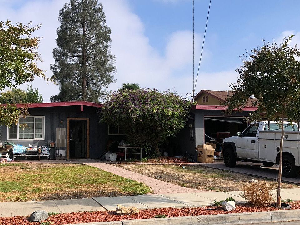 1st image of 579 Balsam Ave