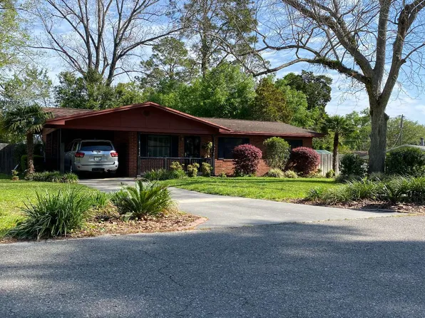 1310 Goodwin St, Live Oak, FL 32064