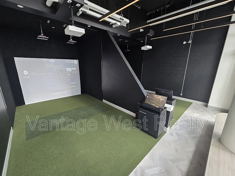 3700 Capozzi Rd #901 — Photo 37