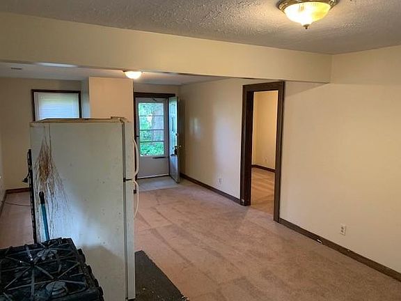 4th image of 5635 13th Ave S