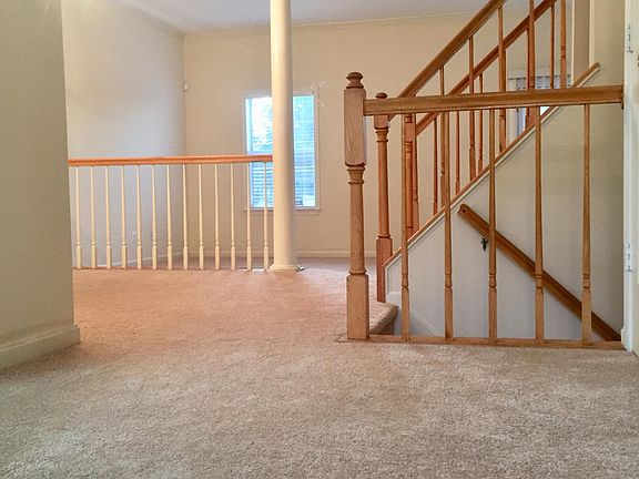 5th image of 401 Ben Neuis Pl