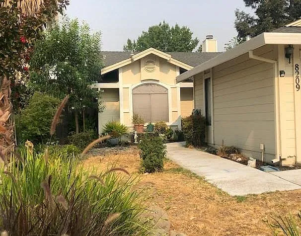 8209 Northam Dr photo 1