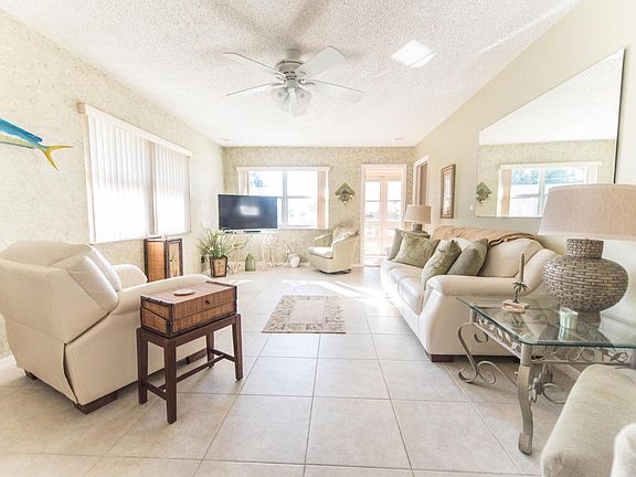 4th image of 151 Cape Shores Cir #1-F