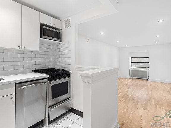 5th image of 27 W 16th St APT 2H