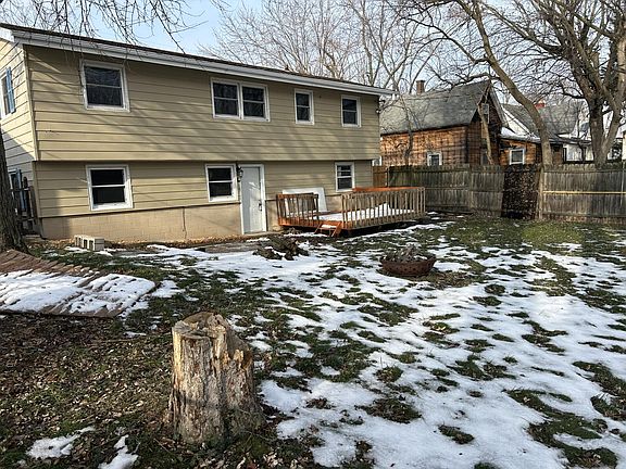 2nd image of 2532 Ohio St
