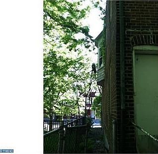 2nd image of 675 Southard St