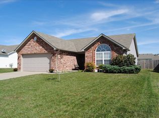 11705 Perry Crossing Pkwy, Sellersburg, IN 47172