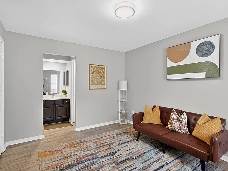 Landmark at Wynton Pointe Apartment Homes — Photo 25