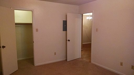 5th image of 1625 N Main St APT D