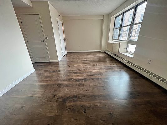 2nd image of 1095 Colgate Ave #2B