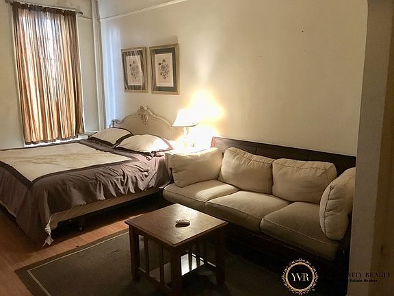 2nd image of 249 E 52nd St APT 2B