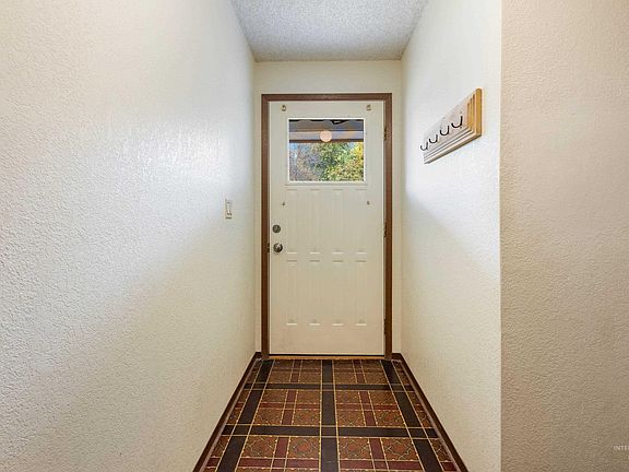 5th image of 9032 W Inca Ct