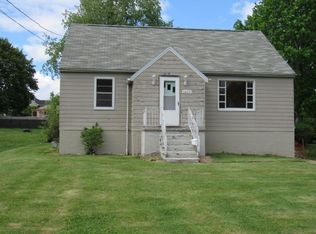 1433 Emmett Dr, Johnstown, PA