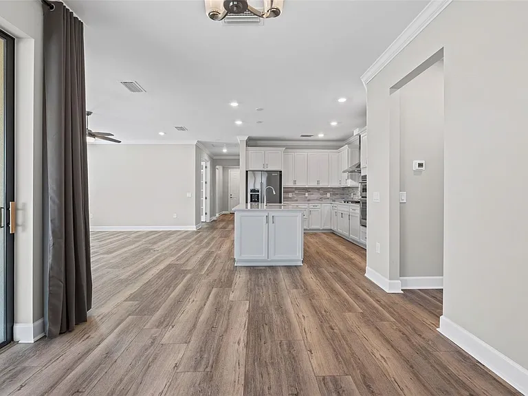 17907 Eastbrook Ter — Photo 14