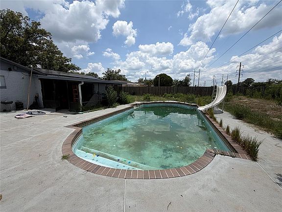 4th image of 4614 LEMANS DRIVE