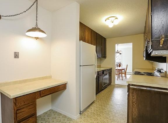 5th image of 2495 Canabury Dr APT 326
