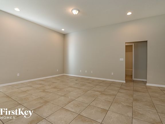 5th image of 12418 Itani Way