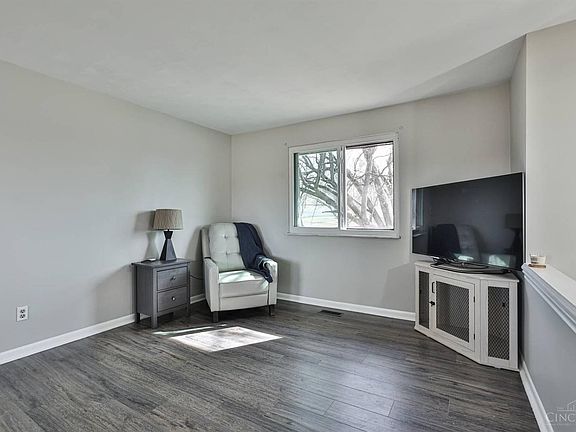 4th image of 1709 Lindsey Ave