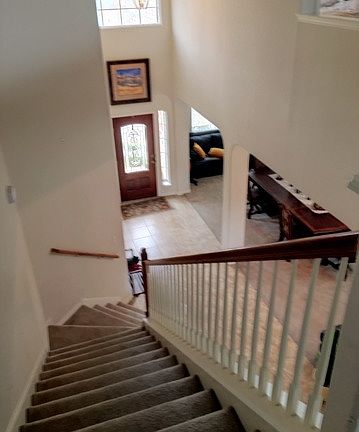 4th image of 506 Hillside Ct