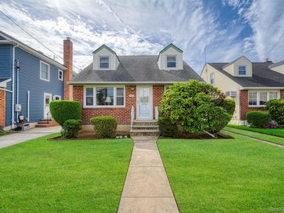 504 6th Avenue, New Hyde Park, NY, 11040